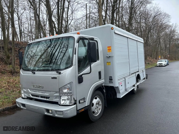 2019 Isuzu NRR DSL REG AT IBT PWL with VIN JALE5W167K7301631, listed as a Copart auction lot 52779745 with 100,482 mi miles and Clean Title. Bid and sale history available at carsss.com. Image 2.