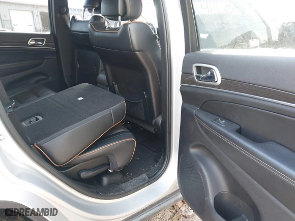2011 Jeep Grand Cherokee Laredo with VIN 1J4RR4GTXBC678304, listed as a IAAI auction lot 41088309 with 139,559 mi miles. Bid and sale history available at carsss.com. Image 8.