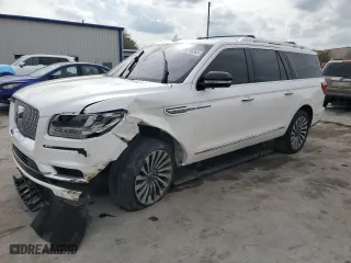 2019 Lincoln Navigator L Reserve with VIN 5LMJJ3LT0KEL12472, listed as a Copart auction lot 45756865 with 111,994 mi miles and Non Repairable. Bid and sale history available at carsss.com. Image 1.