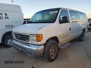 2006 Ford Econoline Passenger XL with VIN 1FBSS31L66DA77295, listed as a Copart auction lot 77022084 with 279,140 mi miles and Salvage Title. Bid and sale history available at carsss.com. Image 1.