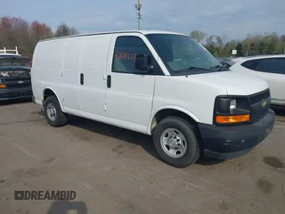 2017 Chevrolet Express Cargo Van with VIN 1GCWGAFF5H1133267, listed as a IAAI auction lot 42124337 with 162,899 mi miles. Bid and sale history available at carsss.com. Image 1.