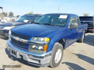 2005 Chevrolet Colorado Z85 with VIN 1GCCS198558171180, listed as a IAAI auction lot 41901705 with 131,219 mi miles. Bid and sale history available at carsss.com. Image 2.