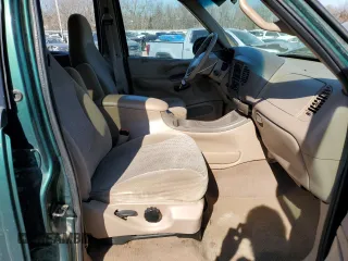 1999 Ford Expedition XLT with VIN 1FMPU18L0XLB96873, listed as a Copart auction lot 46367415 with 161,282 mi miles and Salvage title. Bid and sale history available at DreamBid. Image 7.