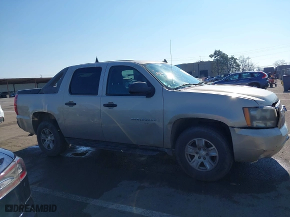 2007 Chevrolet Avalanche LT w/3LT with VIN 3GNEC12J67G138356, listed as a IAAI auction lot 41457612 with 1 mi miles. Bid and sale history available at carsss.com. Image 13.