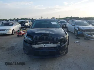 2021 Jeep Cherokee Latitude z VIN 1C4PJMCB7MD154249, wystawiony jako IAAI lot #42439729 z przebiegiem 49 152 mil mil oraz . Historia ofert i sprzedaży dostępna na DreamBid. Obrazek 12.