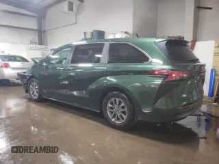 2021 Toyota Sienna XLE with VIN 5TDYRKEC8MS026985, listed as a Copart auction lot 47315875 with 175,673 mi miles and Salvage title. Bid and sale history available at DreamBid. Image 2.