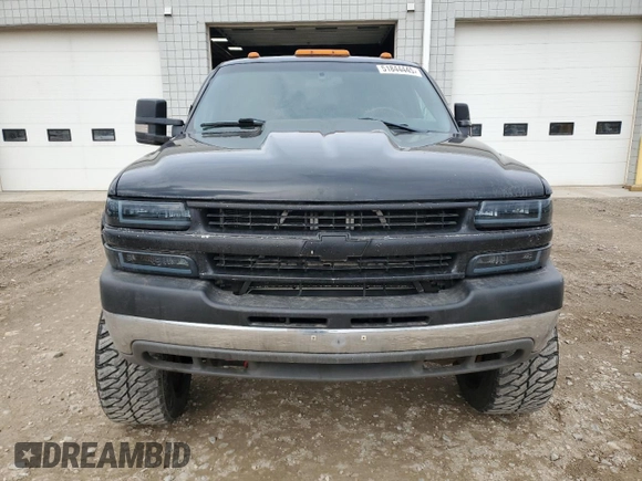 2001 Chevrolet Silverado 1500HD LS with VIN 1GCGK13UX1F149396, listed as a Copart auction lot 51844445 with 121,588 mi miles and Clean Title. Bid and sale history available at DreamBid. Image 5.