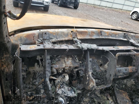 2004 Dodge Dakota SLT z VIN 1D7HL48N84S697094, wystawiony jako Copart lot #50593765 z przebiegiem Nie podano mil oraz Szkoda całkowita • Salvage title. Historia ofert i sprzedaży dostępna na DreamBid. Obrazek 9.