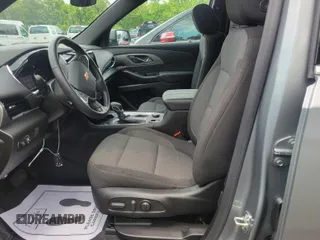 2023 Chevrolet Traverse LT Cloth z VIN 1GNERGKWXPJ247091, wystawiony jako IAAI lot #42355848 z przebiegiem 16 706 mil mil oraz . Historia ofert i sprzedaży dostępna na DreamBid. Obrazek 1.
