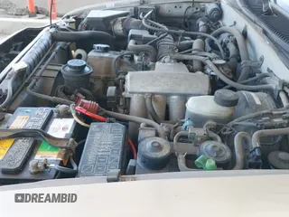 2001 Toyota Tacoma z VIN 5TEWM72N21Z855493, wystawiony jako IAAI lot #42848463 z przebiegiem 159 147 mil mil oraz . Historia ofert i sprzedaży dostępna na DreamBid. Obrazek 19.
