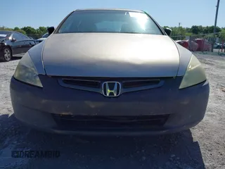 2003 Honda Accord LX z VIN 1HGCM66343A103346, wystawiony jako IAAI lot #41939613 z przebiegiem 231 328 mil mil oraz . Historia ofert i sprzedaży dostępna na DreamBid. Obrazek 6.