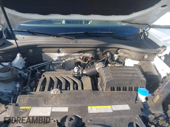 2021 Volkswagen Atlas SE with VIN 1V2HR2CA8MC575779, listed as a IAAI auction lot 42542070 with 84,849 mi miles and . Bid and sale history available at DreamBid. Image 9.