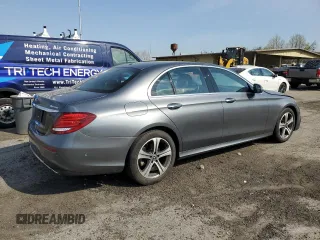 2019 Mercedes-Benz E 300 с VIN WDDZF4KB1KA656934, выставлен на аукционе Copart как лот 54543455 с пробегом Не указан миль и Списание • Salvage title. История ставок и продаж доступна на DreamBid. Изображение 3.