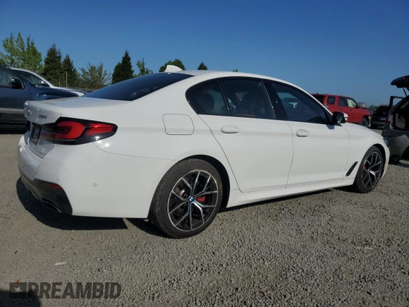 2022 BMW 5 Series 530i xDrive z VIN WBA13BJ00NCJ40607, wystawiony jako Copart lot #54605845 z przebiegiem 27 920 mil mil oraz Szkoda całkowita • Salvage title. Historia ofert i sprzedaży dostępna na DreamBid. Obrazek 3.