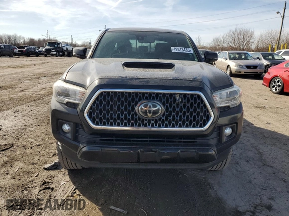 2018 Toyota Tacoma SR5 with VIN 5TFAZ5CN8JX061295, listed as a Copart auction lot 49313485 with 42,825 mi miles and Clean Title. Bid and sale history available at DreamBid. Image 5.