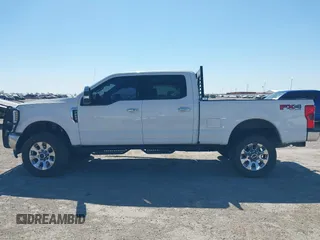 2019 Ford F-250 XL z VIN 1FT7W2B67KEE21553, wystawiony jako IAAI lot #41850136 z przebiegiem 157 012 mil mil oraz . Historia ofert i sprzedaży dostępna na DreamBid. Obrazek 14.