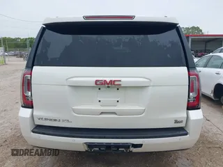 2015 GMC Yukon XL SLT with VIN 1GKS1HKC6FR178371, listed as a IAAI auction lot 41896486 with 159,282 mi miles. Bid and sale history available at carsss.com. Image 17.