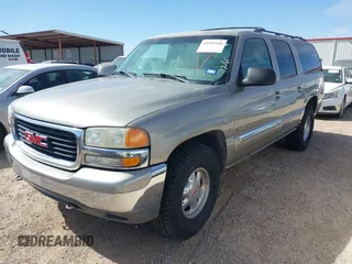 2002 GMC Yukon XL SLT with VIN 3GKEC16Z52G265329, listed as a IAAI auction lot 41595344 with 200,887 mi miles. Bid and sale history available at carsss.com. Image 2.