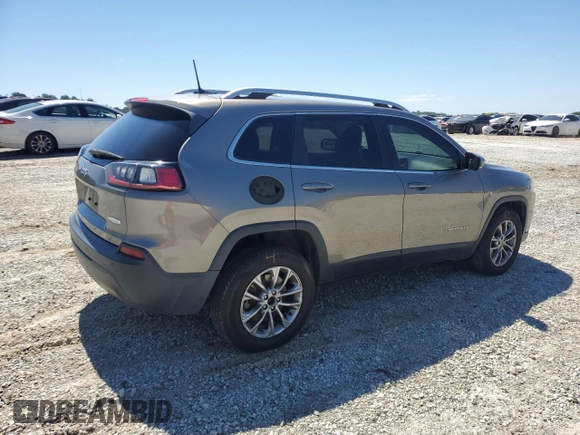 2019 Jeep Cherokee Latitude Plus z VIN 1C4PJMLB0KD112955, wystawiony jako Copart lot #58196135 z przebiegiem 85 856 mil mil oraz Szkoda całkowita • Salvage title. Historia ofert i sprzedaży dostępna na DreamBid. Obrazek 3.