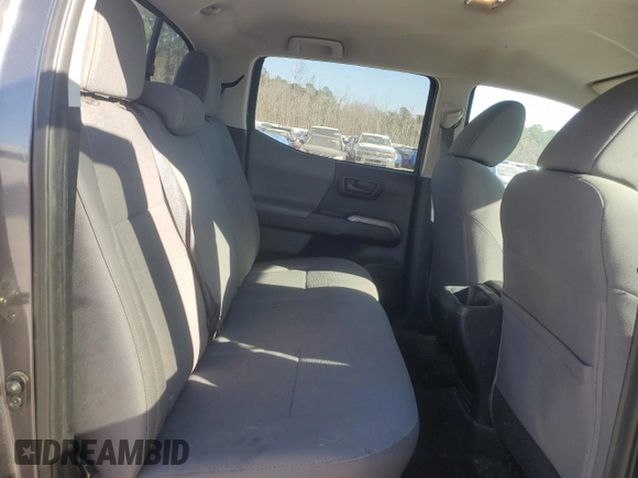 2017 Toyota Tacoma SR5 with VIN 5TFDZ5BN6HX019524, listed as a Copart auction lot 45685035 with 127,665 mi miles and Clean Title. Bid and sale history available at DreamBid. Image 10.