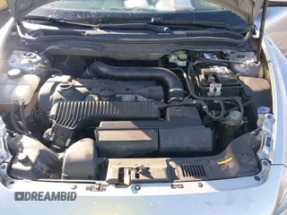 2012 Volvo C70 T5 with VIN YV1672MCXCJ130785, listed as a IAAI auction lot 41589949 with 152,646 mi miles. Bid and sale history available at carsss.com. Image 10.