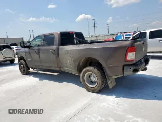 2020 Ram 3500 Tradesman z VIN 3C63RRGL3LG241856, wystawiony jako Copart lot #59517925 z przebiegiem 195 146 mil mil oraz Czysty tytuł • Clean title. Historia ofert i sprzedaży dostępna na DreamBid. Obrazek 2.