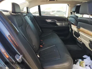 2019 BMW 7 Series 750i xDrive with VIN WBA7F2C55KB240777, listed as a Copart auction lot 76840504 with 38,250 mi miles and Salvage title. Bid and sale history available at DreamBid. Image 10.