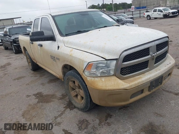 2019 Ram 1500 Express z VIN 1C6RR7FT5KS726409, wystawiony jako IAAI lot #41837904 z przebiegiem 151 673 mil mil oraz . Historia ofert i sprzedaży dostępna na DreamBid. Obrazek 1.