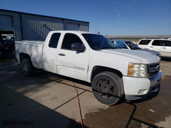 2011 Chevrolet Silverado 1500 LT with VIN 1GCRCSE07BZ381816, listed as a Copart auction lot 53696674 with 156,506 mi miles and Salvage Title. Bid and sale history available at carsss.com. Image 4.