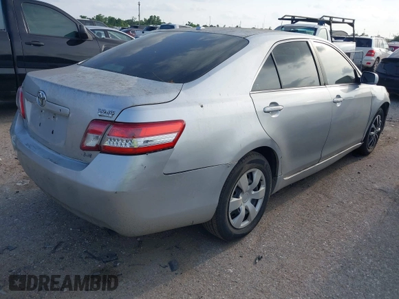 2011 Toyota Camry LE with VIN 4T1BF3EK5BU148624, listed as a IAAI auction lot 42145909 with 114,871 mi miles. Bid and sale history available at carsss.com. Image 4.