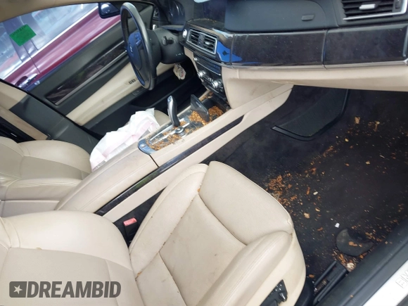 2011 BMW 7 Series 750Li xDrive with VIN WBAKC8C56BC432113, listed as a IAAI auction lot 41479162 with 1 mi miles. Bid and sale history available at carsss.com. Image 5.