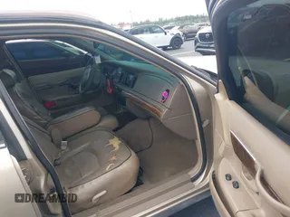 1999 Mercury Grand Marquis LS z VIN 2MEFM75W7XX665959, wystawiony jako IAAI lot #42187818 z przebiegiem 123 126 mil mil oraz . Historia ofert i sprzedaży dostępna na DreamBid. Obrazek 5.