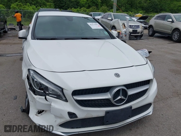 2019 Mercedes-Benz CLA 250 с VIN WDDSJ4EB0KN749822, выставлен на аукционе IAAI как лот 42172662 с пробегом 74 783 миль миль и . История ставок и продаж доступна на DreamBid. Изображение 12.