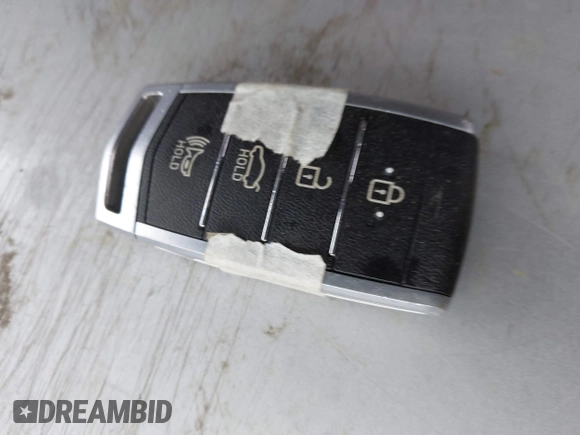 2019 Genesis G80 Sport with VIN KMTFN4JB9KU321079, listed as a IAAI auction lot 41822859 with 71,001 mi miles and . Bid and sale history available at carsss.com. Image 11.
