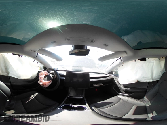 2024 Tesla Model 3 z VIN 5YJ3E1EA5RF843972, wystawiony jako IAAI lot #41873089 z przebiegiem 9 788 mil mil oraz . Historia ofert i sprzedaży dostępna na DreamBid. Obrazek 18.