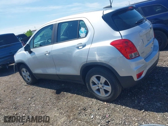 2020 Chevrolet Trax LS z VIN 3GNCJKSB0LL130816, wystawiony jako IAAI lot #42225467 z przebiegiem 55 943 mil mil oraz . Historia ofert i sprzedaży dostępna na DreamBid. Obrazek 15.