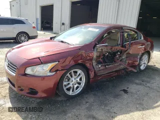 2011 Nissan Maxima SV z VIN 1N4AA5AP5BC825548, wystawiony jako Copart lot #57068635 z przebiegiem 82 962 mil mil oraz Szkoda całkowita • Salvage title. Historia ofert i sprzedaży dostępna na DreamBid. Obrazek 1.