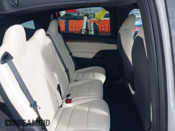 2022 Tesla Model X with VIN 7SAXCDE56NF360208, listed as a IAAI auction lot 41576953 with 9,759 mi miles. Bid and sale history available at carsss.com. Image 8.