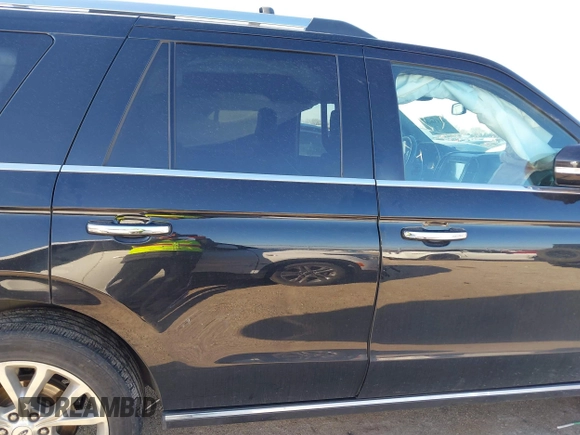 2019 Ford Expedition Limited with VIN 1FMJU1KT3KEA13543, listed as a IAAI auction lot 41130655 with 90,340 mi miles. Bid and sale history available at carsss.com. Image 13.