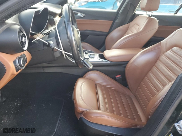 2021 Alfa Romeo Giulia Ti with VIN ZARFANBN7M7645731, listed as a Copart auction lot 87055044 with 122,395 mi miles and Salvage Title. Bid and sale history available at carsss.com. Image 7.