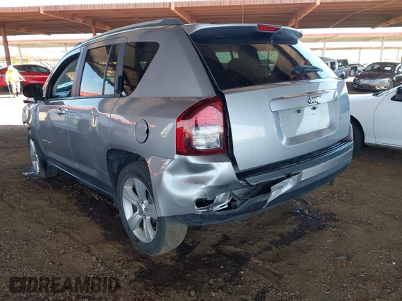 2017 Jeep Compass Sport z VIN 1C4NJCBA5HD147204, wystawiony jako IAAI lot #42552294 z przebiegiem 89 153 mil mil oraz . Historia ofert i sprzedaży dostępna na DreamBid. Obrazek 3.