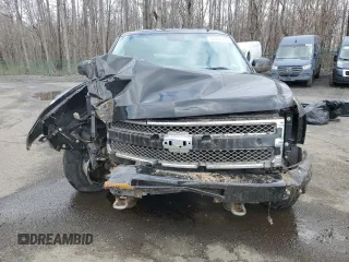 2010 Chevrolet Silverado 1500 LT with VIN 1GCSKSE38AZ186997, listed as a Copart auction lot 52300975 with 107,464 mi miles and Salvage Title. Bid and sale history available at DreamBid. Image 5.