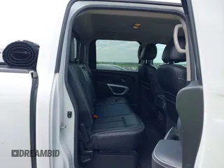 2017 Nissan Titan Platinum Reserve с VIN 1N6AA1E50HN509870, выставлен на аукционе IAAI как лот 42445829 с пробегом 150 369 миль миль и . История ставок и продаж доступна на DreamBid. Изображение 8.