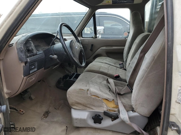 1994 Ford F-250 HD with VIN 1FTHF25HXRNA08991, listed as a Copart auction lot 82324354 with 0 mi miles and Salvage Title. Bid and sale history available at carsss.com. Image 7.