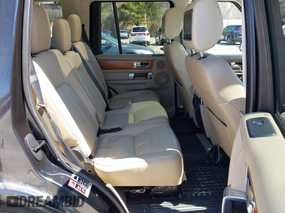2010 Land Rover LR4 Lux with VIN SALAK2D42AA543913, listed as a IAAI auction lot 42039979 with 108,789 mi miles and . Bid and sale history available at DreamBid. Image 8.