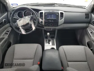 2014 Toyota Tacoma with VIN 3TMMU4FN0EM072840, listed as a Copart auction lot 51740805 with 128,678 mi miles and Salvage title. Bid and sale history available at DreamBid. Image 8.