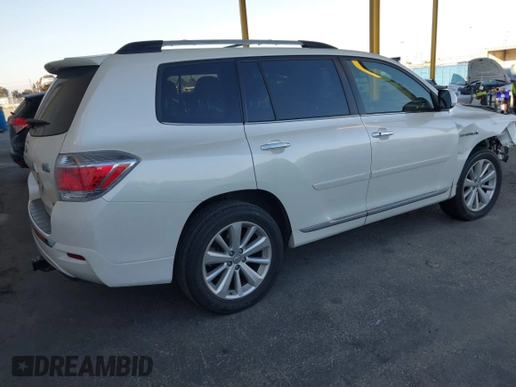2013 Toyota Highlander Limited z VIN JTEDC3EH1D2012964, wystawiony jako IAAI lot #41666516 z przebiegiem 231 737 mil mil oraz . Historia ofert i sprzedaży dostępna na DreamBid. Obrazek 4.