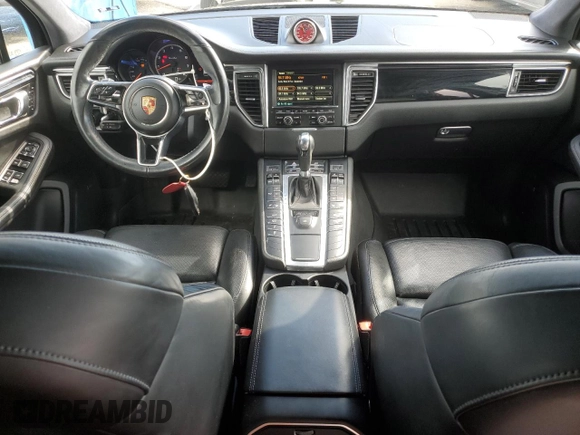 2015 Porsche Macan Turbo z VIN WP1AF2A58FLB96008, wystawiony jako Copart lot #49006515 z przebiegiem 97 011 mil mil oraz Szkoda całkowita • Salvage title. Historia ofert i sprzedaży dostępna na DreamBid. Obrazek 8.
