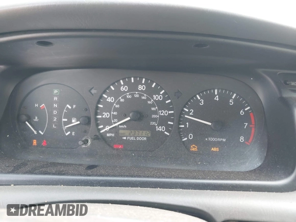 2001 Toyota Camry LE z VIN 4T1BF28K21U126925, wystawiony jako IAAI lot #42401694 z przebiegiem 237 112 mil mil oraz . Historia ofert i sprzedaży dostępna na DreamBid. Obrazek 7.