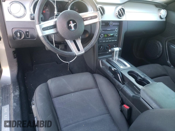 2009 Ford Mustang with VIN 1ZVHT80N795122341, listed as a Copart auction lot 80697973 with 123,219 mi miles and Salvage title. Bid and sale history available at DreamBid. Image 8.